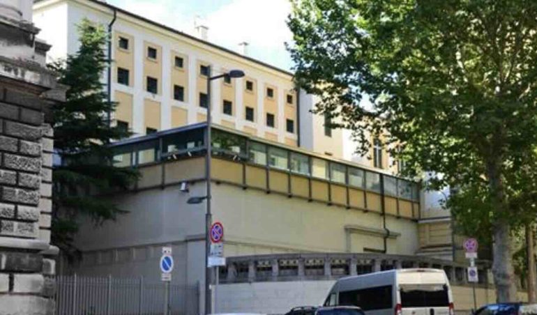 Abusi sulla nipote e riti voodoo: coppia in carcere dopo dieci anni