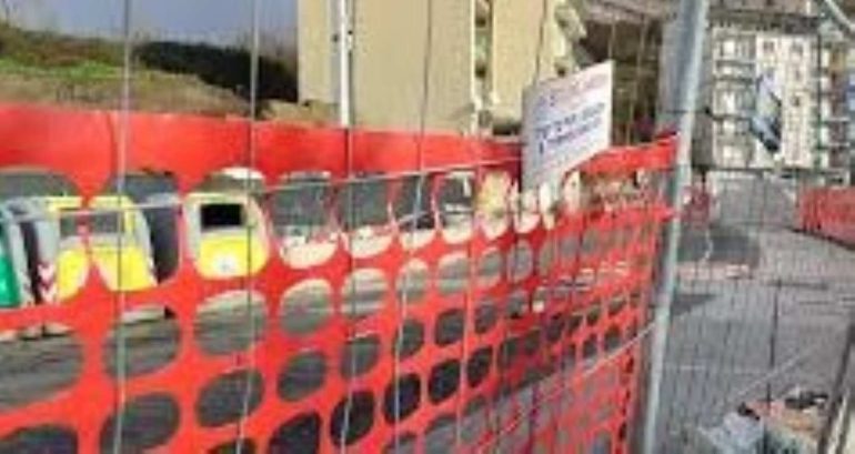 Napoli, via Caravaggio riapre domani alle 14 dopo il cedimento fognario