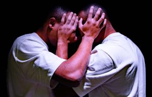 Dal carcere minorile alle piattaforme digitali: “Petite”, il debutto dei 2SHOT