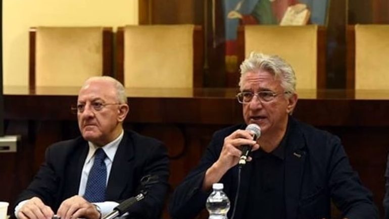 Salerno, il sindaco Napoli lascia: addio anticipato e corsa verso le nuove elezioni