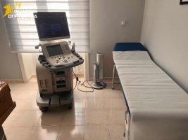 Avellino, medico senza iscrizione all’Albo e senza partita Iva: studio abusivo sequestrato