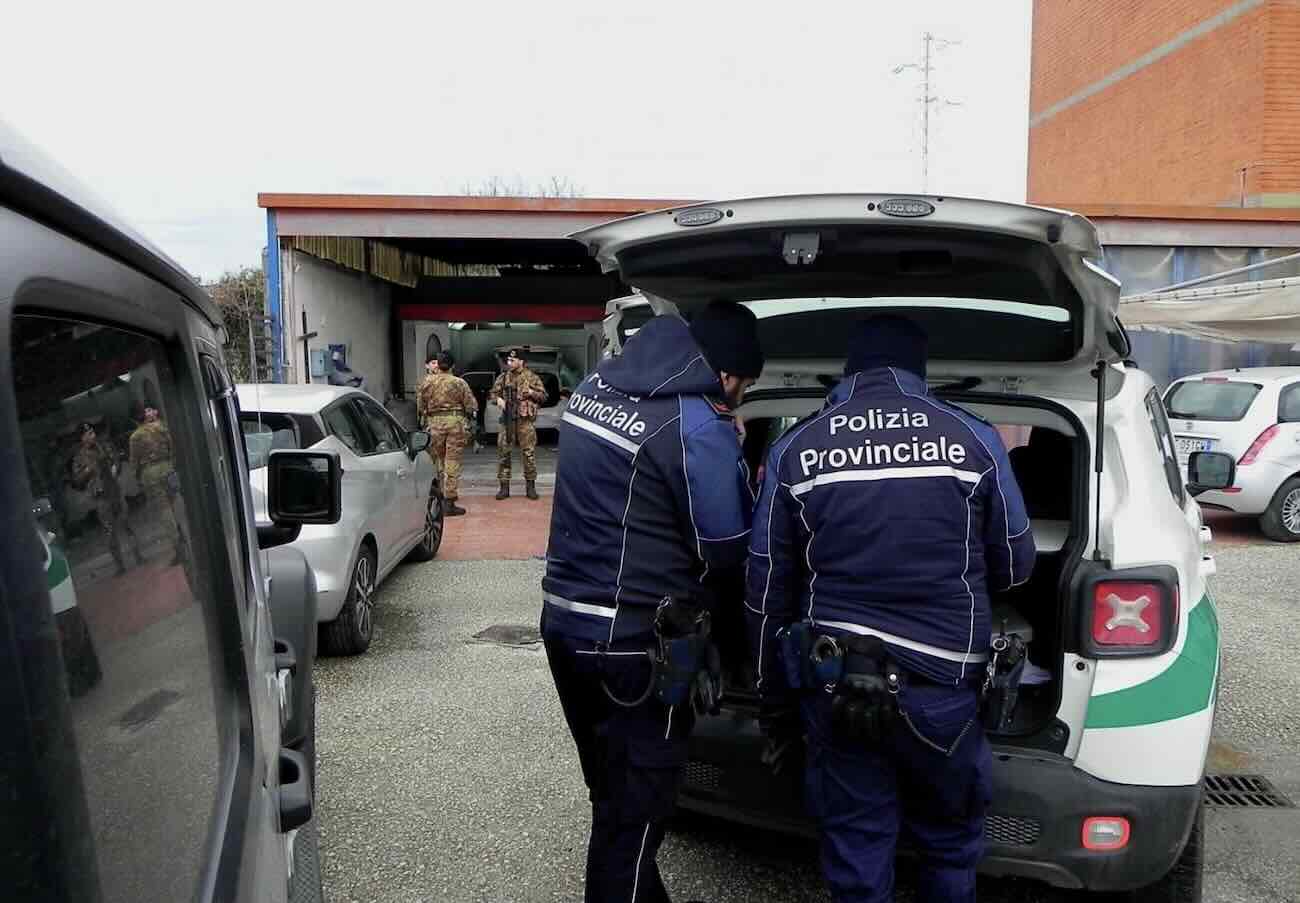 The provincial police during the seizure