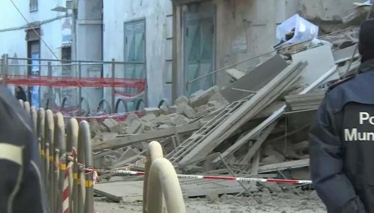 Casoria, crollo di via Cavour: 83 persone ancora fuori casa