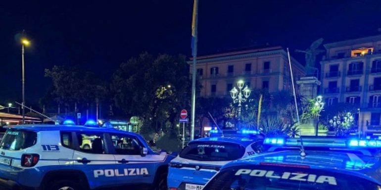 Castellammare, strappa gli orecchini a una donna: arrestato 46enne