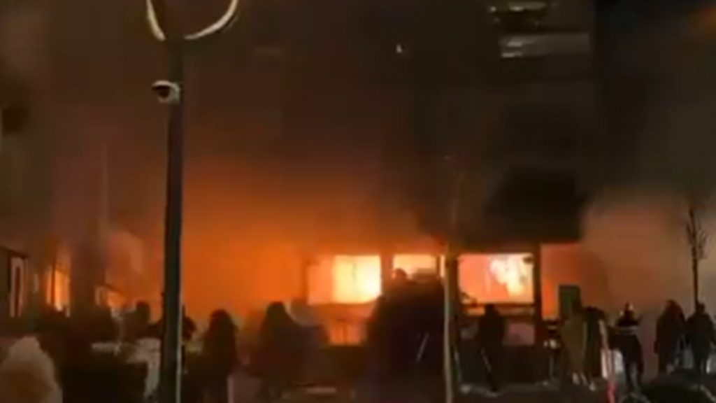 Crans-Montana, rogo in un bar: circa 40 morti e 100 feriti. Farnesina attiva l’Unità di crisi