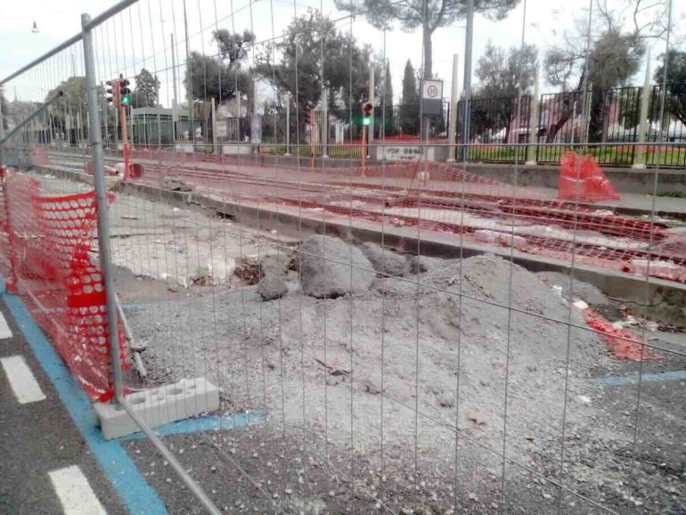 Disagi in Riviera: Italia dei Diritti De Pierro denuncia caos viabilità a Chiaia