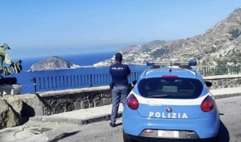 La polizia a Ischia