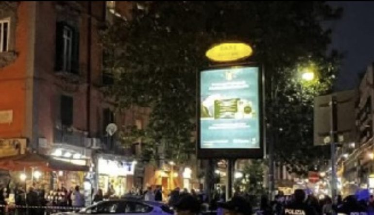 Napoli, piazza Carità