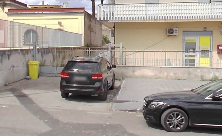 L'ufficio postale preso di mira dai banditi