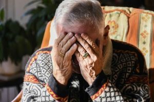 Tenta la truffa del finto poliziotto a un anziano, denunciato 18enne