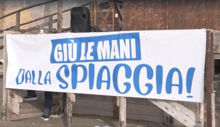 Salerno, la protesta: «No all’ampliamento del porto»