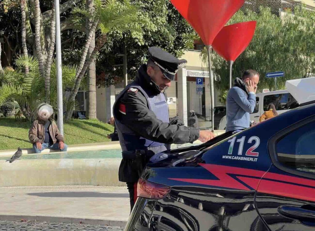 Sant’Agnello, minorenne perde 800 euro nel centro scommesse e minaccia suicidio: centro chiuso