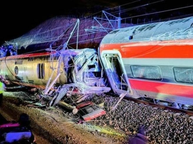 A train collision in Andalusia has left at least 39 dead and over 150 injured; no Italians were involved.