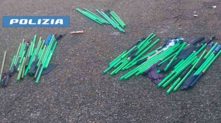 Tensione pre Juve-Napoli: 300 ultras identificati, sequestrati esplosivi e aste