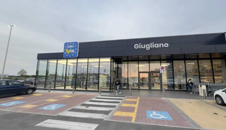 Il supermercato rapinato