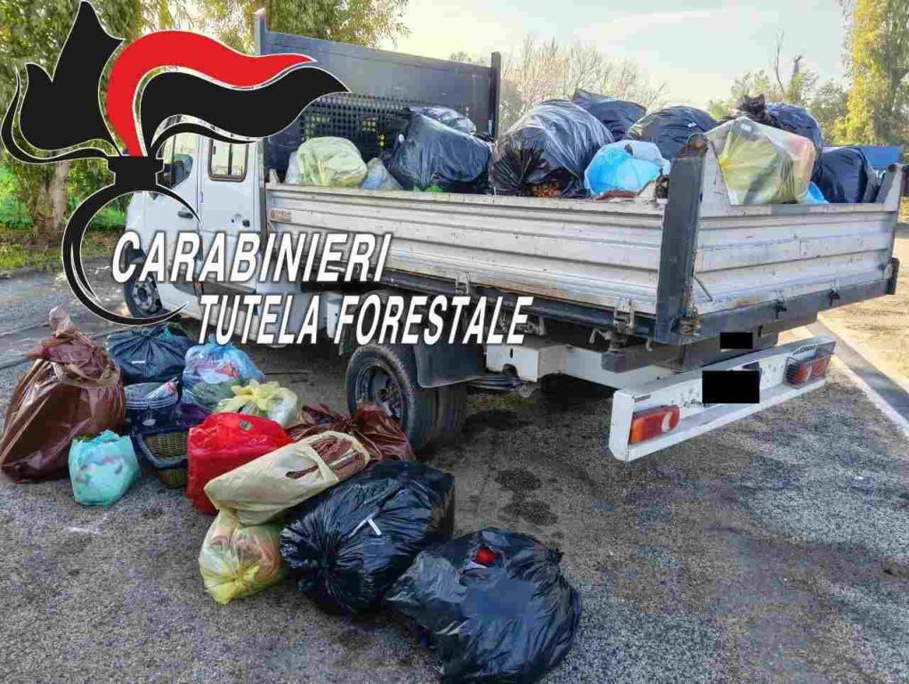 Trasporto illecito di rifiuti tra Marcianise e Santa Maria Capua Vetere: sequestrato autocarro