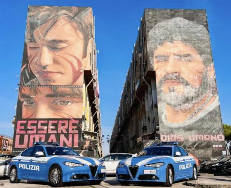 Barra, blitz in strada: droga, proiettili e banconote false nell’auto e in casa. Arrestato 26enne