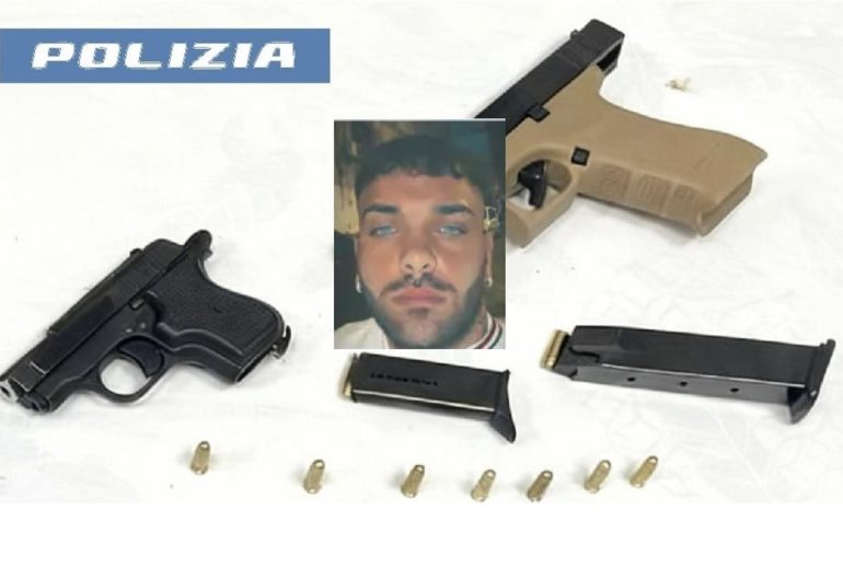 Blitz ai Quartieri Spagnoli: arrestato con due pistole Salvatore Spagnuolo
