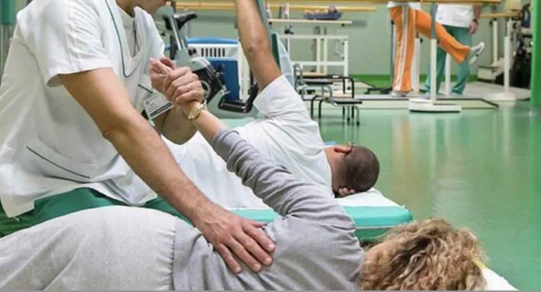 Scoperti 4 falsi fisioterapisti