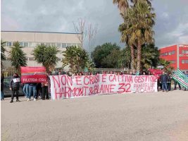 Harmont & Blaine, 32 licenziamenti a Caivano: sciopero e presidio dei lavoratori