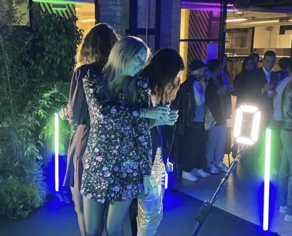 Il boom del noleggio Video Booth 360 negli eventi: perché sempre più organizzatori lo scelgono