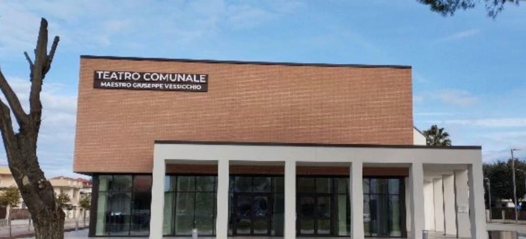 Incendio Sannazaro, Cardito offre il suo teatro: La cultura non si ferma