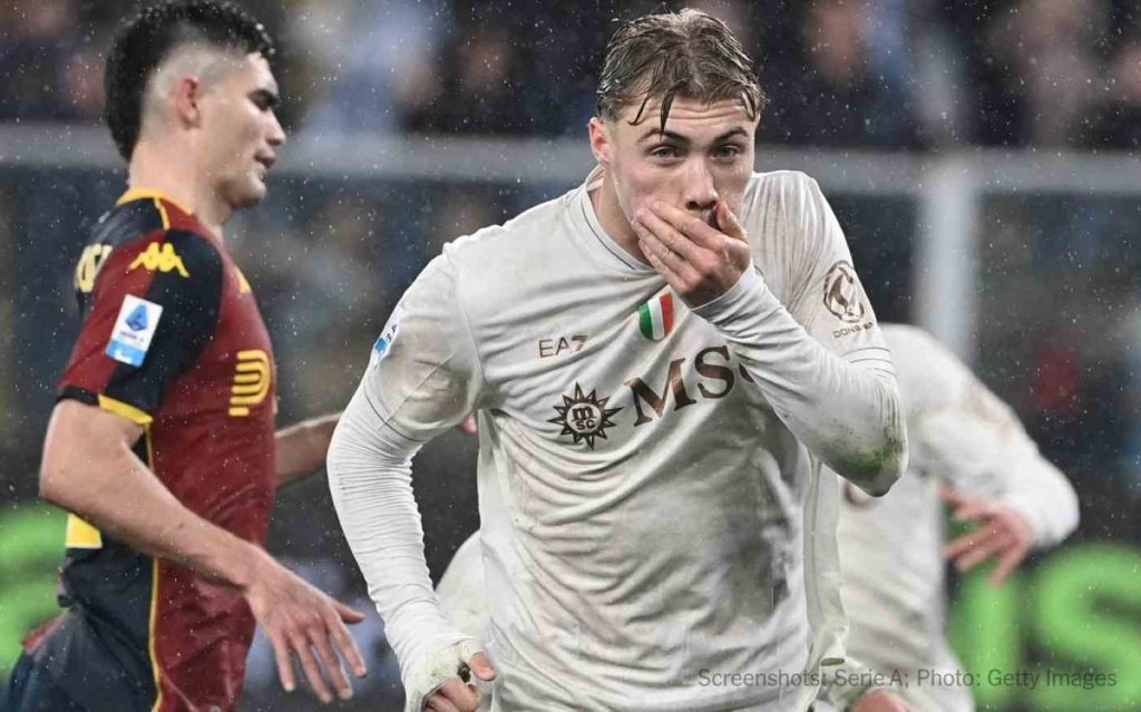 Napoli al cardiopalma: Hojlund su rigore al 94′, gli azzurri espugnano Genova in 10 contro 11