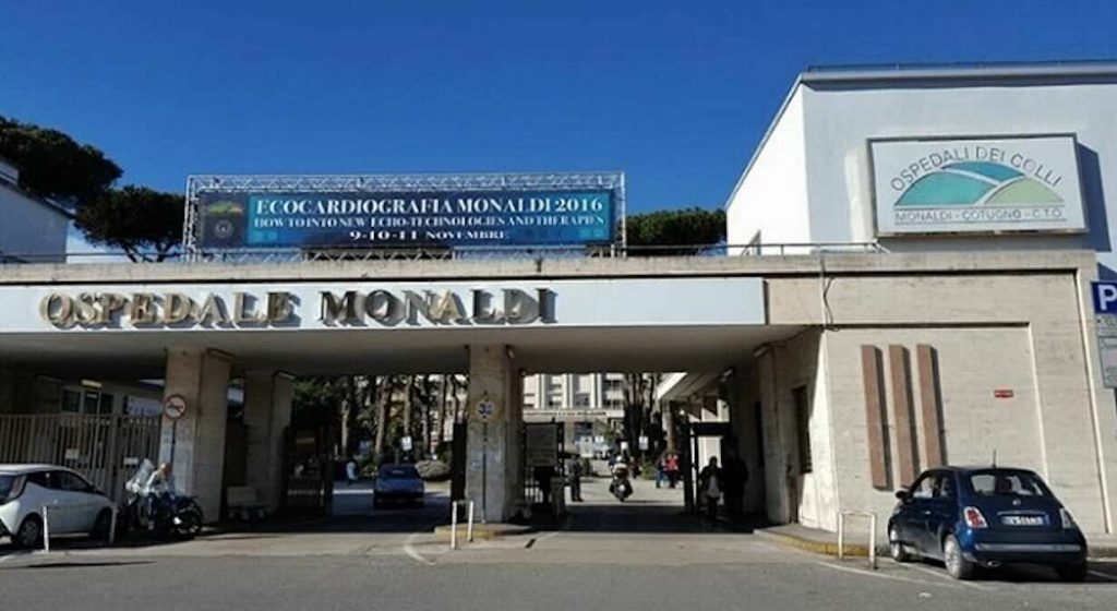 Napoli, Il Monaldi: «il bimbo è grave ma resta in lista per il trapianto»
