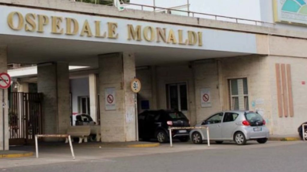 Bimbo ricoverato al Monaldi, è il primo nella lista italiana dei trapianti