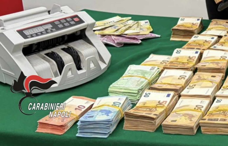 Narcos ai domiciliari aveva quasi un milione di euro nascosti in casa