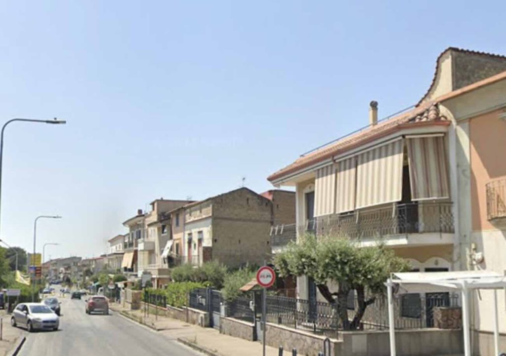 Piombo nella notte a Somma Vesuviana: esplosi colpi d’arma da fuoco in via Pomintella