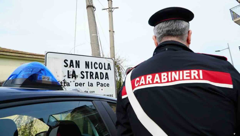 San Nicola la Strada, rubano nel supermercato: arrestati rumeno e un minorenne