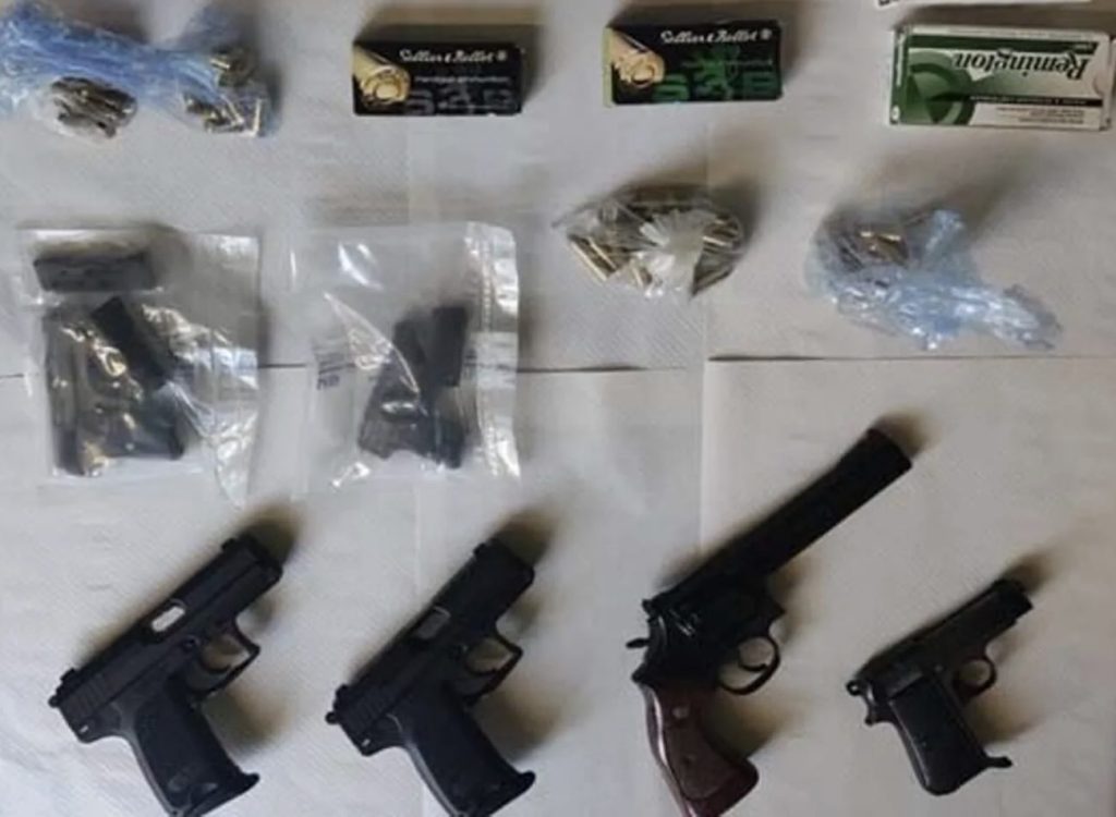 Sant’Antimo, arsenale nel capannone: arrestato incensurato