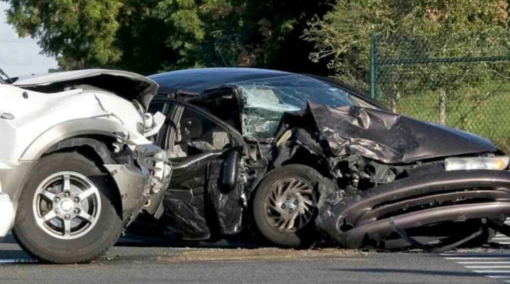 Schianto sulla A2 tra Lagonegro e Padula: un morto e tre feriti