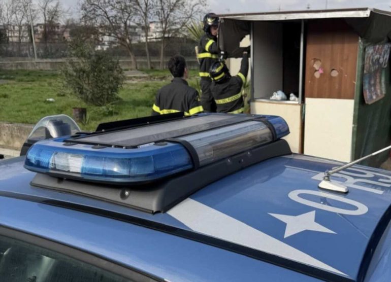 Secondigliano blitz della Polizia in via della Bussola
