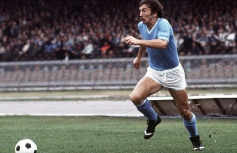 Addio a Beppe Savoldi: morto a 79 anni «mister 2 miliardi»