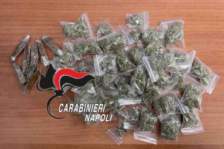 Blitz dei Carabinieri a Pianura: un arresto e due denunce per droga e armi