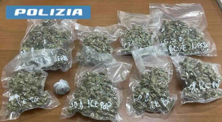 Quartieri Spagnoli, blitz dei Falchi: arrestato pusher 23enne