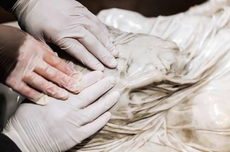 Cappella Sansevero, visita tattile per non vedenti e ipovedenti: il Cristo velato si potrà toccare