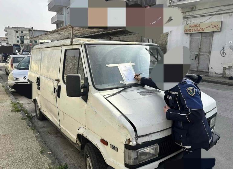 Casavatore dà la caccia agli «zozzoni»