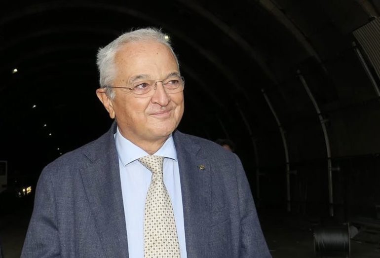 Caso Federico II, la difesa di Cosenza: «Incarichi legittimi e autorizzati dall’Ateneo»