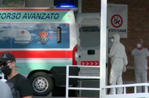 Epatite A, allerta a Napoli: task force e controlli rafforzati