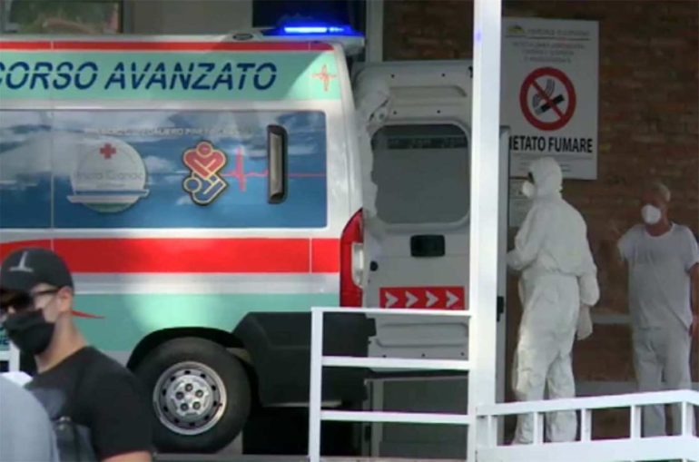 Epatite A, allerta a Napoli: task force e controlli rafforzati