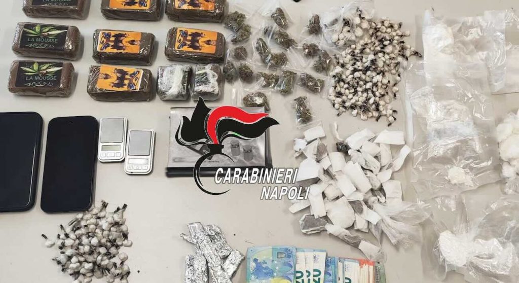 Folle corsa a 200 km/h sull’Asse Mediano: arrestati due narcos dopo un inseguimento da film