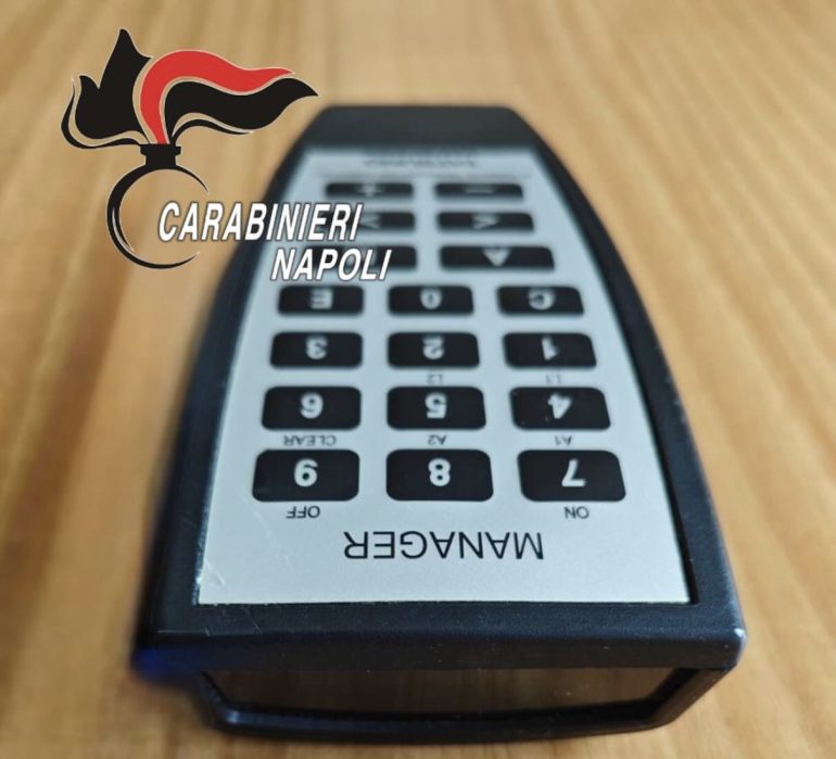 Giugliano, colpo grosso alla pompa: 510 litri di gasolio rubati con un telecomando clonato