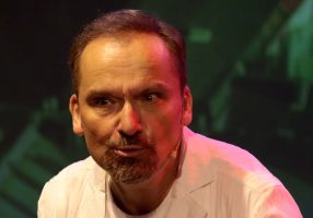 Lurdes al Teatro Cortése, la pandemia secondo Fortunato Calvino con Mario Mauro