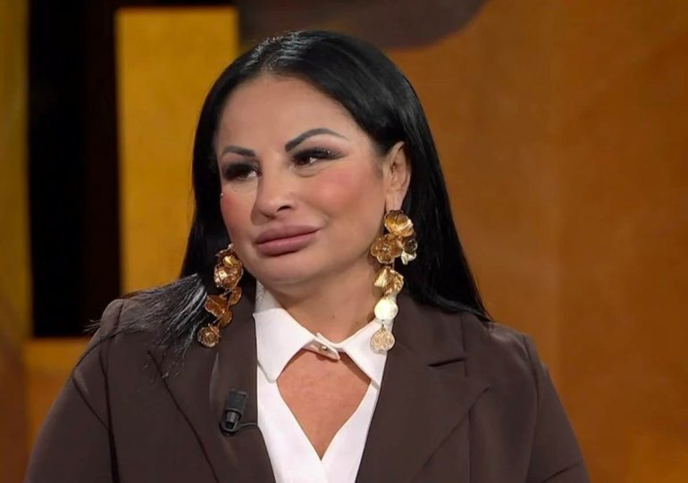 Napoli, atti giudiziari notificati a Rita De Crescenzo con la formula «irreperibile»