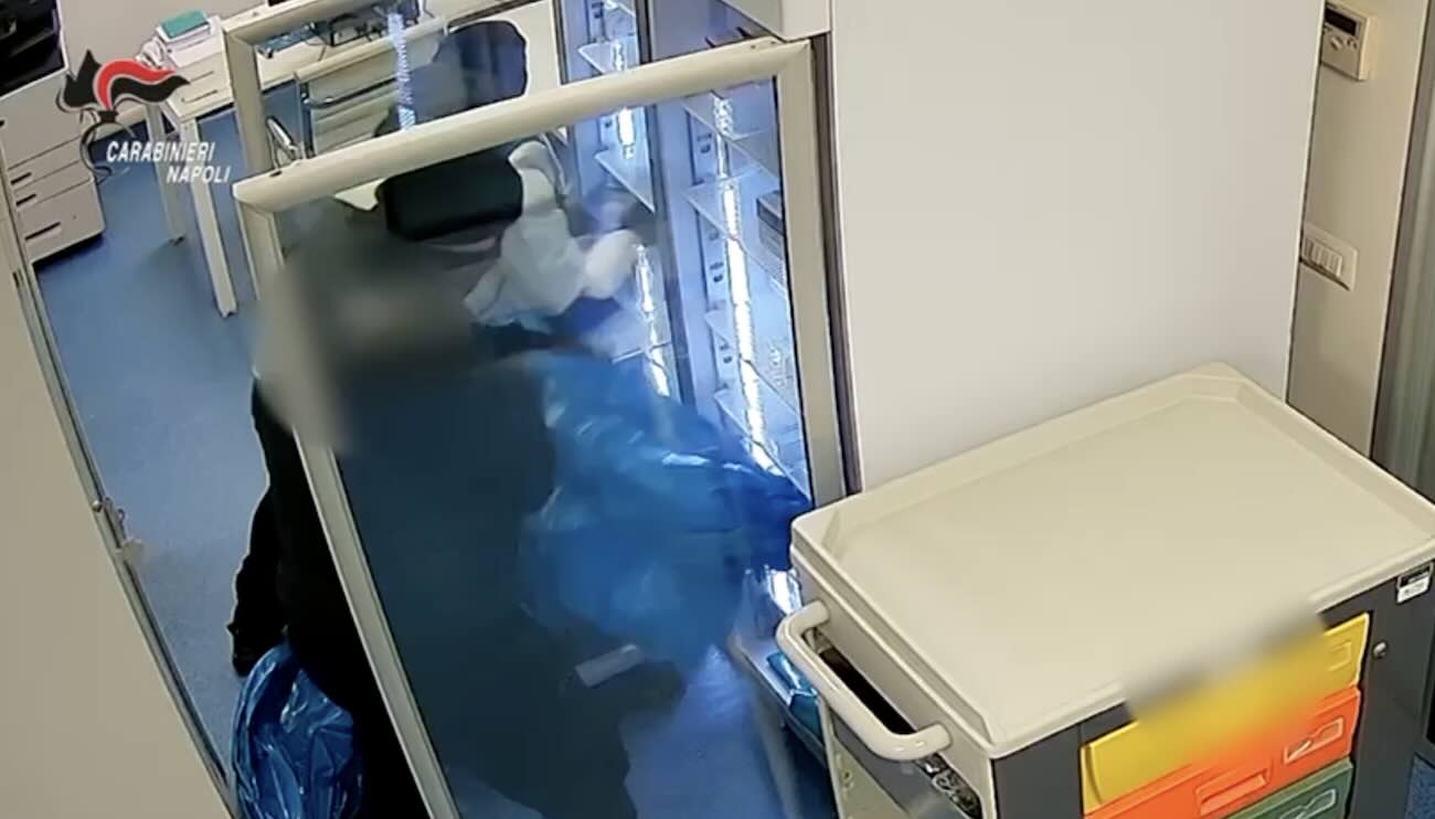 Napoli, il sacco milinario dei farmaci salvavita. Tutti i 17 indagti