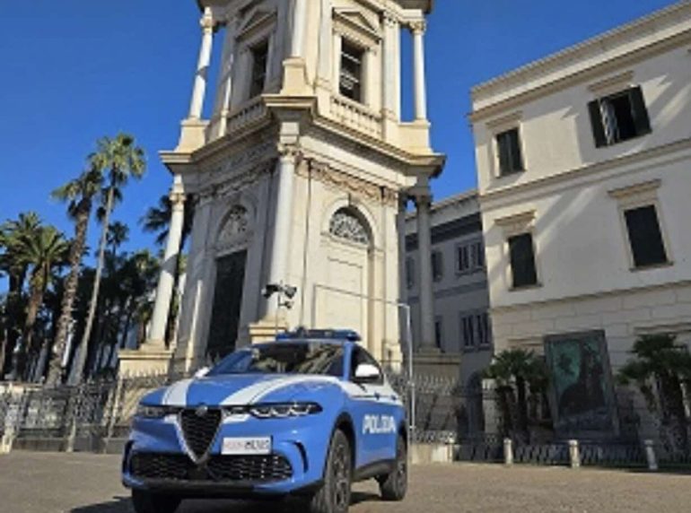 Pompei, spara a salve contro la casa dell’ex: arrestato