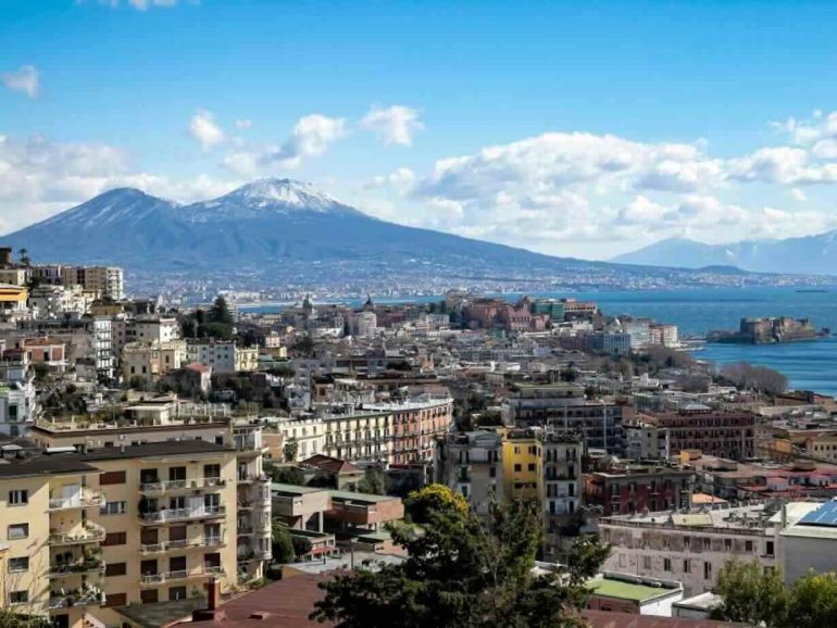 Quartieri migliori di Napoli per vivere con la famiglia: i consigli di Immobiliare Sergio Martino